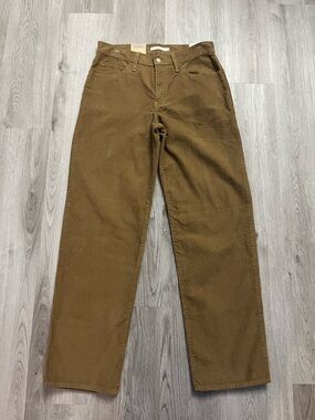 0043–NWT Levi's Men's Corduroy Pants in Caramel Brown